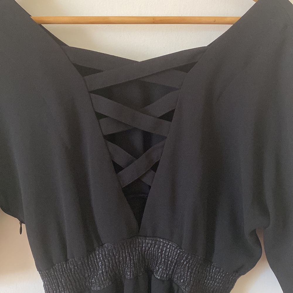 VERY J black top with back straps and waist detail - Picture 4 of 4